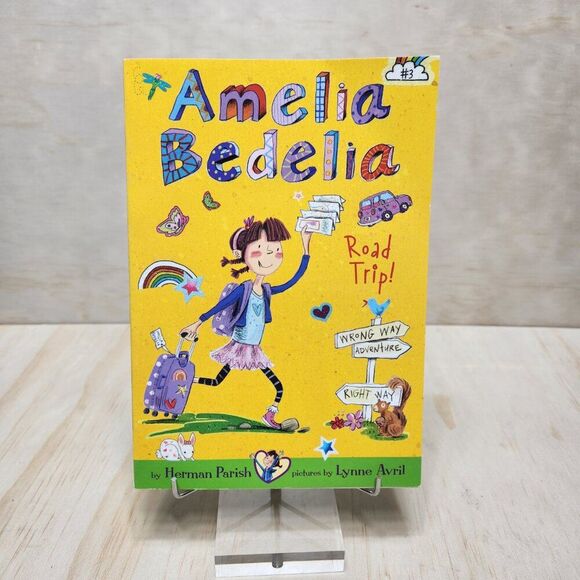 Amelia Bedelia 4 Chapter Books by Herman Parish - Picture 7 of 10